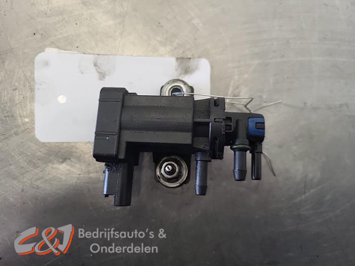 Begagnade Laddtryckssensor Peugeot Expert (V1/VA/VB/VE/VF/VT/VY) 2.0 Blue HDi 120 16V Pris € 15,75 Marginaltabell erbjuds av C&J Bedrijfsauto's & Onderdelen