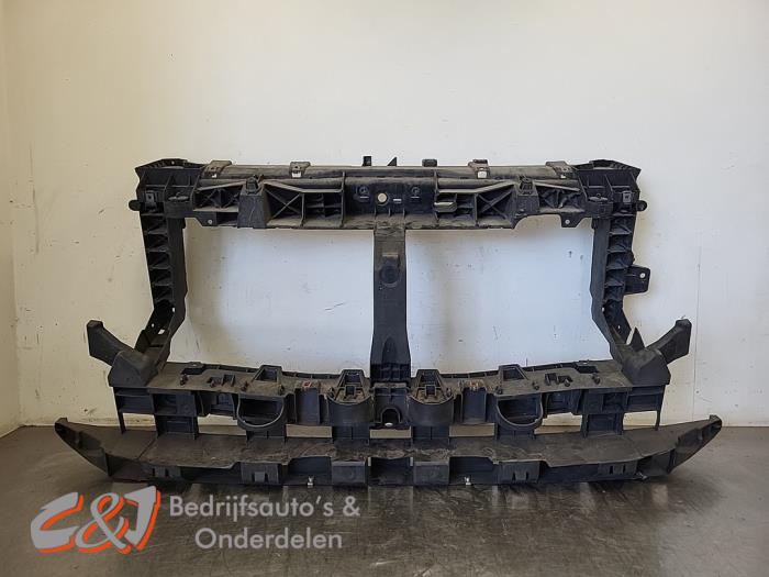 Używane Panel przedni Fiat Talento 1.6 MultiJet Biturbo 120 Cena € 105,00 Procedura marży oferowane przez C&J Bedrijfsauto's & Onderdelen