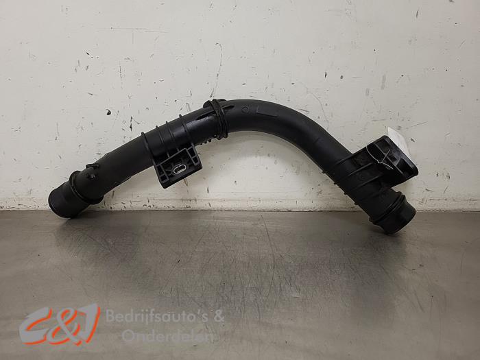 Gebrauchte Intercooler Rohr Renault Master III (FV) 2.3 dCi 150 16V FWD Preis € 42,00 Margenregelung angeboten von C&J Bedrijfsauto's & Onderdelen