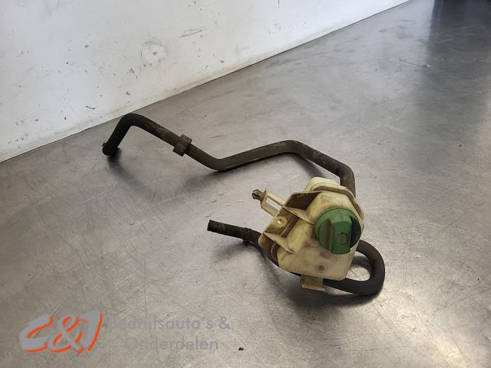 Begagnade Styrservotank Volkswagen Transporter T5 2.0 TDI DRF Pris € 21,00 Marginaltabell erbjuds av C&J Bedrijfsauto's & Onderdelen