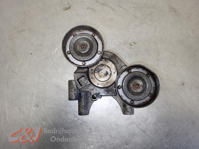 Usados Rodillo tensor correa múltiple Ford Transit 2.2 TDCi 16V Euro 5 Precio € 15,75 Norma de margen ofrecido por C&J Bedrijfsauto's & Onderdelen