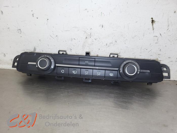 Usagé Commande chauffage Citroen Jumpy 1.5 Blue HDi 100 Prix € 36,75 Règlement à la marge proposé par C&J Bedrijfsauto's & Onderdelen