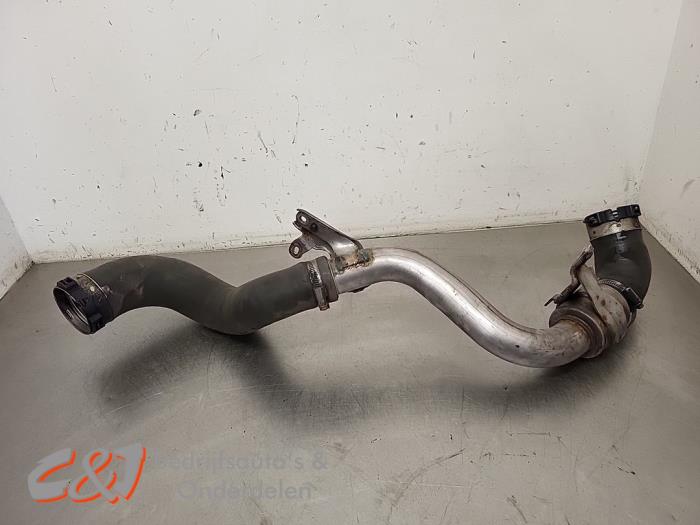 Gebrauchte Intercooler Rohr Opel Vivaro 1.6 CDTi BiTurbo 125 Preis € 36,75 Margenregelung angeboten von C&J Bedrijfsauto's & Onderdelen