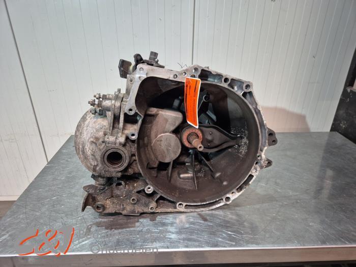 Gebrauchte Getriebe Peugeot Expert (V1/VA/VB/VE/VF/VT/VY) 1.6 Blue HDi 115 Preis € 420,00 Margenregelung angeboten von C&J Bedrijfsauto's & Onderdelen