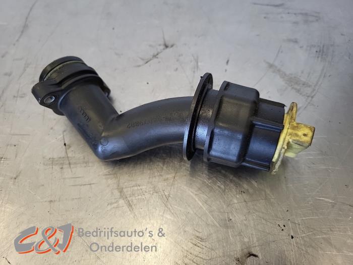 Gebrauchte Öl Füllrohr Iveco New Daily VI 33S16, 35C16, 35S16 Preis € 10,50 Margenregelung angeboten von C&J Bedrijfsauto's & Onderdelen