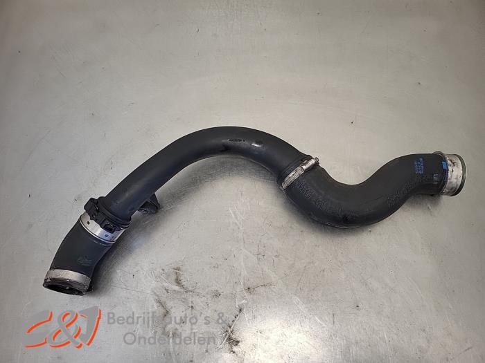 Usagé Tuyau intercooler Volkswagen Transporter T5 2.0 TDI DRF Prix € 15,75 Règlement à la marge proposé par C&J Bedrijfsauto's & Onderdelen
