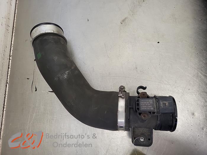Usagé Tube intercooler Volkswagen Transporter T5 2.0 TDI DRF Prix € 15,75 Règlement à la marge proposé par C&J Bedrijfsauto's & Onderdelen