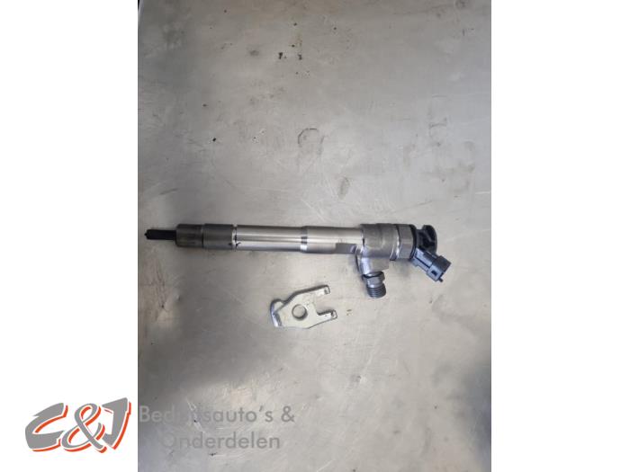 Usagé Injecteurs Renault Trafic (1FL/2FL/3FL/4FL) 2.0 dCi 16V 145 Prix € 78,75 Règlement à la marge proposé par C&J Bedrijfsauto's & Onderdelen