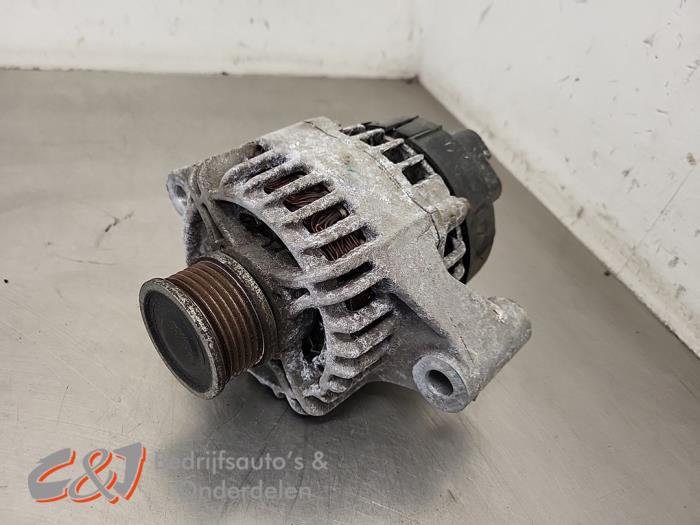 Usagé Dynamo Opel Combo 1.6 CDTI 16V Prix € 26,25 Règlement à la marge proposé par C&J Bedrijfsauto's & Onderdelen