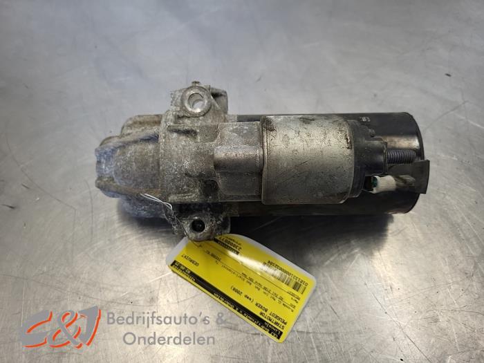 Begagnade Startmotor Peugeot Boxer (U9) 2.2 HDi 100 Euro 4 Pris € 22,05 Marginaltabell erbjuds av C&J Bedrijfsauto's & Onderdelen