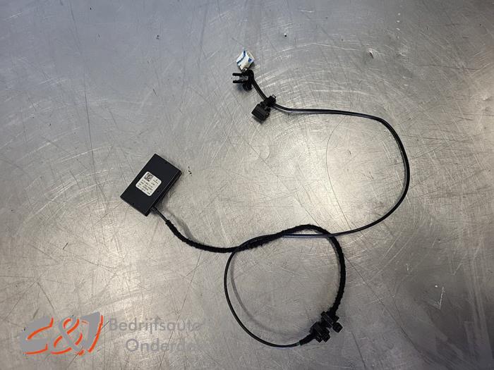 Gebrauchte GPS Antenne Mercedes V (447.8) 2.1 250 BlueTEC, 250 d 16V Preis € 52,50 Margenregelung angeboten von C&J Bedrijfsauto's & Onderdelen