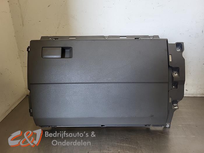 Begagnade Handskfack Volkswagen Crafter (SY) 2.0 TDI Pris € 31,50 Marginaltabell erbjuds av C&J Bedrijfsauto's & Onderdelen