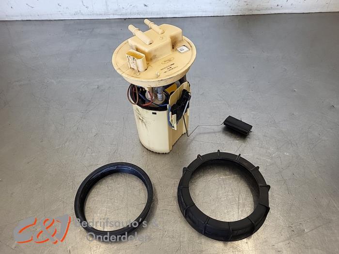 Gebrauchte Kraftstoffpumpe Elektrisch Ford Transit Courier 1.5 TDCi 75 Preis € 52,50 Margenregelung angeboten von C&J Bedrijfsauto's & Onderdelen