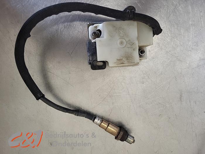 Begagnade NOx-sensor Peugeot Partner (EA//EF/EN/EU) 1.5 BlueHDi 130 Pris € 78,75 Marginaltabell erbjuds av C&J Bedrijfsauto's & Onderdelen