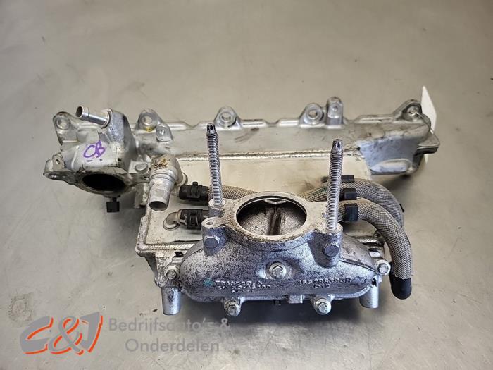 Gebrauchte Ansaugbrugge Renault Trafic (1FL/2FL/3FL/4FL) 2.0 dCi 16V 145 Preis € 105,00 Margenregelung angeboten von C&J Bedrijfsauto's & Onderdelen