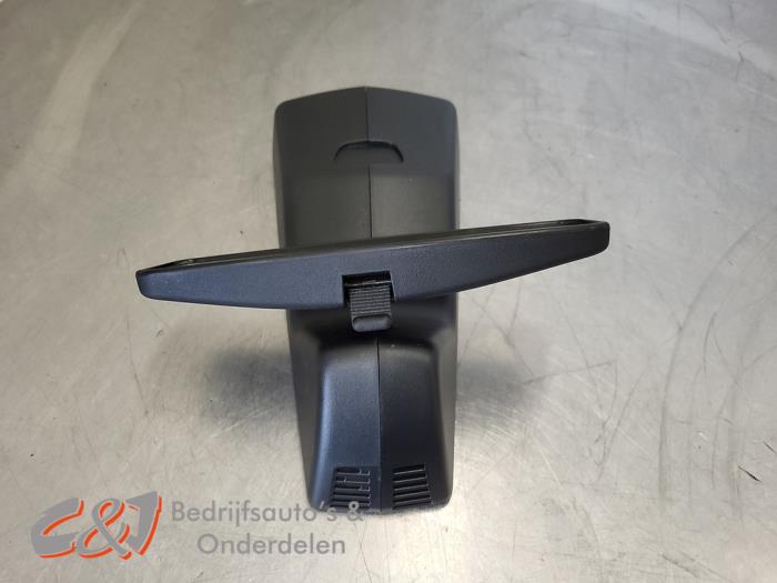Usados Retrovisor interior Citroen Berlingo 1.5 BlueHDi 100 Precio € 15,75 Norma de margen ofrecido por C&J Bedrijfsauto's & Onderdelen