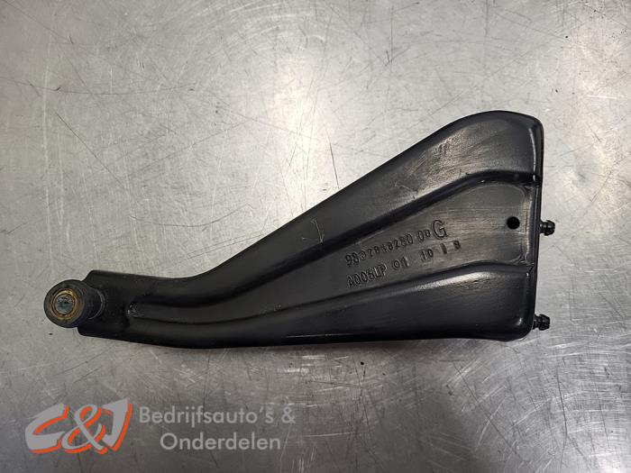 Sliding door roller hinge