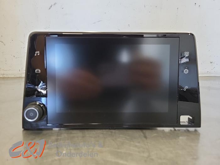 Begagnade Innerdisplay Opel Combo Cargo 1.6 CDTI 100 Pris € 194,25 Marginaltabell erbjuds av C&J Bedrijfsauto's & Onderdelen