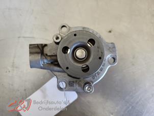 Usagé Pompe à eau Volkswagen Crafter (SY) 2.0 TDI FWD Prix € 52,50 Règlement à la marge proposé par C&J Bedrijfsauto's & Onderdelen