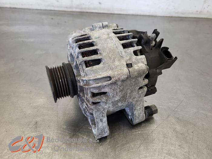Begagnade Dynamo Ford Transit Courier 1.5 TDCi 75 Pris € 31,50 Marginaltabell erbjuds av C&J Bedrijfsauto's & Onderdelen