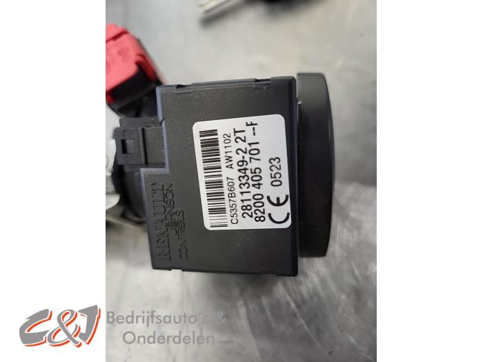Ignition lock + computer from a Mercedes-Benz Citan (415.7) 1.5 109 CDI Crewbus 2016