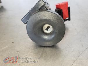 Ignition lock + computer from a Mercedes-Benz Citan (415.7) 1.5 109 CDI Crewbus 2016