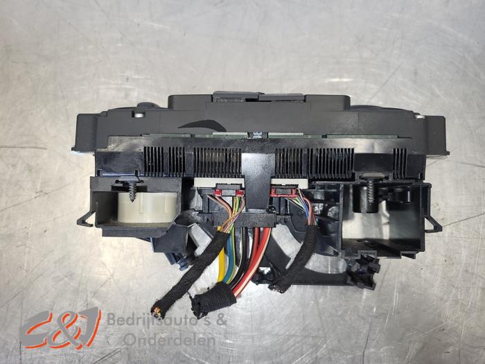 Air conditioning control panel Volkswagen Caddy III 1.9 TDI ...