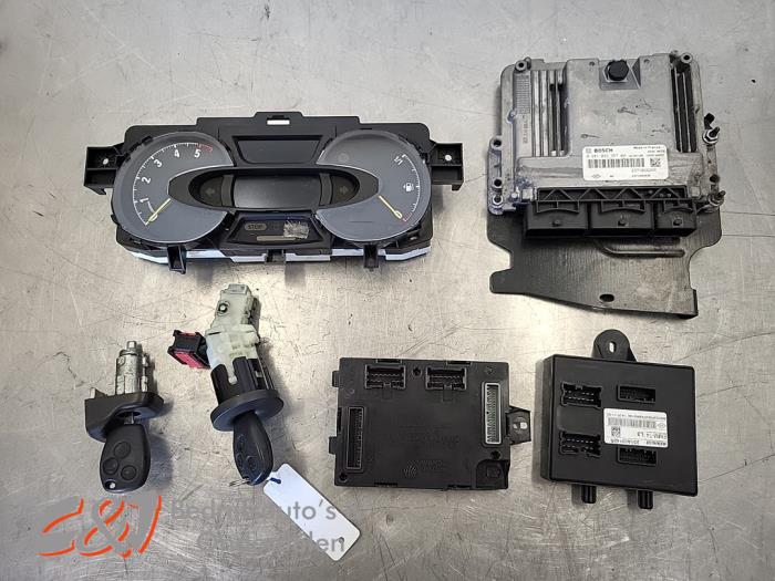 Used Ignition lock + computer Opel Vivaro 1.6 CDTi BiTurbo 125 Price € 525,00 Margin scheme offered by C&J Bedrijfsauto's & Onderdelen