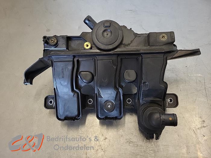 Usagé Ventilation carter Opel Vivaro 1.6 CDTi BiTurbo 125 Prix € 26,25 Règlement à la marge proposé par C&J Bedrijfsauto's & Onderdelen