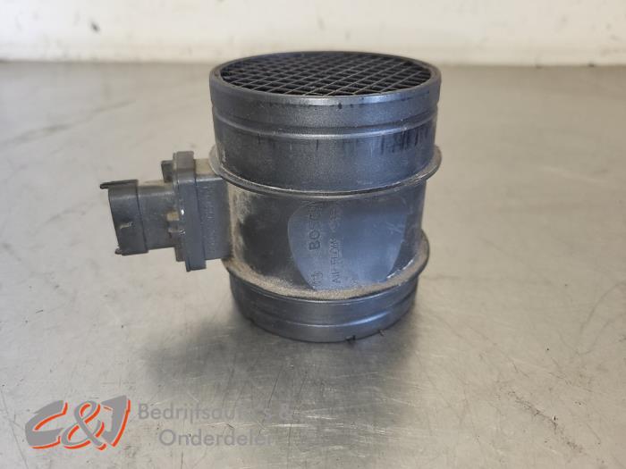 Gebrauchte Luftmassenmesser Iveco New Daily V 29L15V, 35C15LV, 40C15L, 50C15LV Preis € 10,50 Margenregelung angeboten von C&J Bedrijfsauto's & Onderdelen