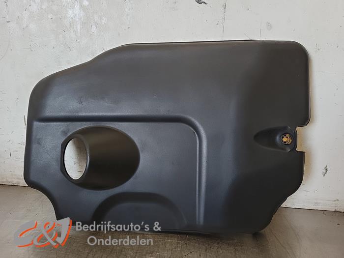 Gebrauchte Abdeckblech Motor Iveco New Daily V 29L15V, 35C15LV, 40C15L, 50C15LV Preis € 21,00 Margenregelung angeboten von C&J Bedrijfsauto's & Onderdelen