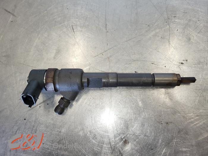 Usagé Injecteurs Fiat Doblo Cargo (263) 1.3 D Multijet Prix € 78,75 Règlement à la marge proposé par C&J Bedrijfsauto's & Onderdelen