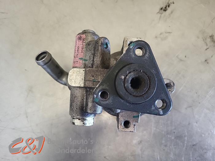 Usagé Pompe de direction Fiat Doblo Cargo (263) 1.3 D Multijet Prix € 26,25 Règlement à la marge proposé par C&J Bedrijfsauto's & Onderdelen