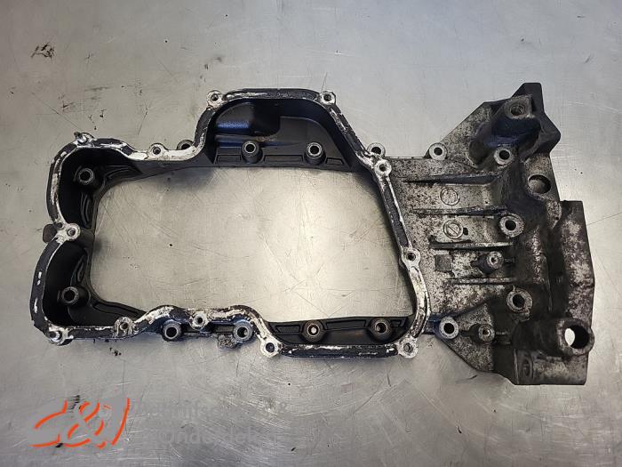 Usagé Couvercle carter Fiat Doblo Cargo (263) 1.3 D Multijet Prix € 42,00 Règlement à la marge proposé par C&J Bedrijfsauto's & Onderdelen