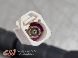 Bat anteny z Opel Combo Cargo 1.6 CDTI 75 2019