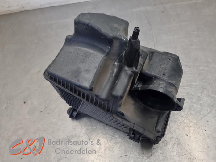 Gebrauchte Luftfiltergehäuse Mercedes Citan (415.6) 1.5 108 CDI Preis € 10,50 Margenregelung angeboten von C&J Bedrijfsauto's & Onderdelen