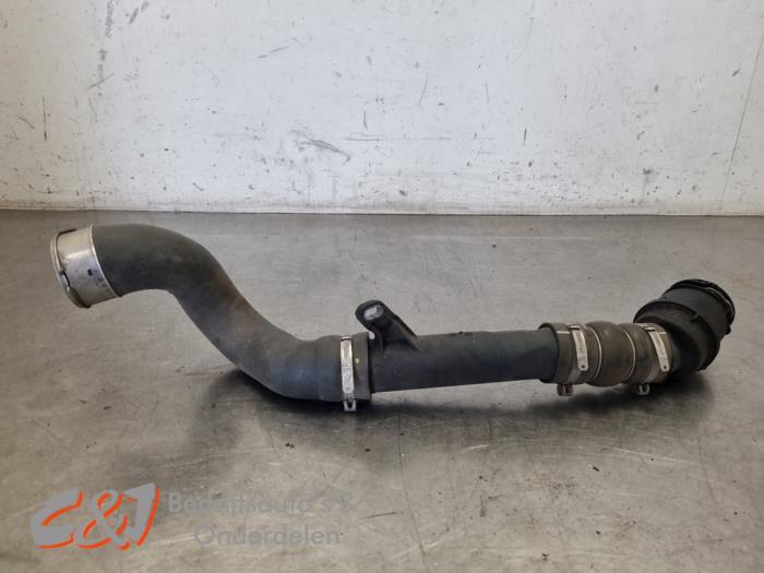 Gebrauchte Intercooler Rohr Mercedes Citan (415.6) 1.5 108 CDI Preis € 26,25 Margenregelung angeboten von C&J Bedrijfsauto's & Onderdelen