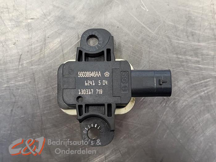 Używane Keyless Entry-Antena Dodge 1500 Standard Cab (DS) 5.7 Hemi V8 4x4 Cena € 21,00 Procedura marży oferowane przez C&J Bedrijfsauto's & Onderdelen