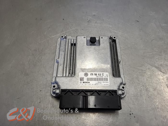 Used Engine management computer Volkswagen Transporter T5 2.5 TDi PF Price € 47,25 Margin scheme offered by C&J Bedrijfsauto's & Onderdelen