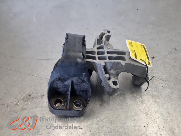Gebrauchte Motorlager Mercedes Citan (420.6) 1.5 110 CDI Preis € 26,25 Margenregelung angeboten von C&J Bedrijfsauto's & Onderdelen