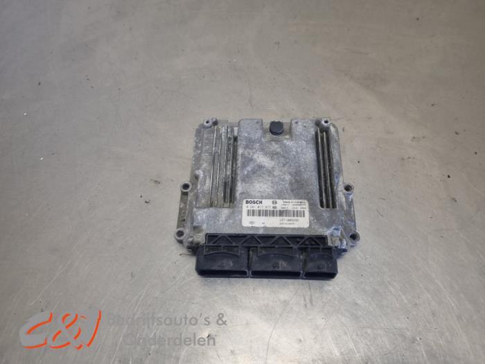 Used Engine management computer Renault Master III (FV) 2.3 dCi 125 16V FWD Price € 99,75 Margin scheme offered by C&J Bedrijfsauto's & Onderdelen