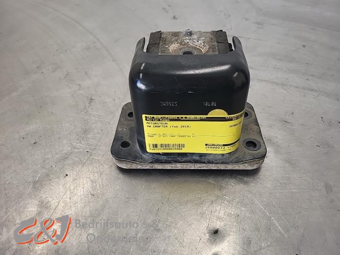 Used Engine mount Volkswagen Crafter (SY) 2.0 TDI RWD Price € 26,25 Margin scheme offered by C&J Bedrijfsauto's & Onderdelen
