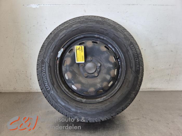 Gebrauchte Reserverad Renault Trafic (1FL/2FL/3FL/4FL) 2.0 dCi 16V 130 Preis € 68,25 Margenregelung angeboten von C&J Bedrijfsauto's & Onderdelen