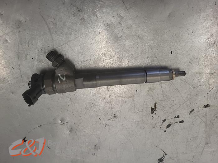 Usagé Injecteurs Mercedes Vito (447.6) 1.6 111 CDI 16V Prix € 42,00 Règlement à la marge proposé par C&J Bedrijfsauto's & Onderdelen
