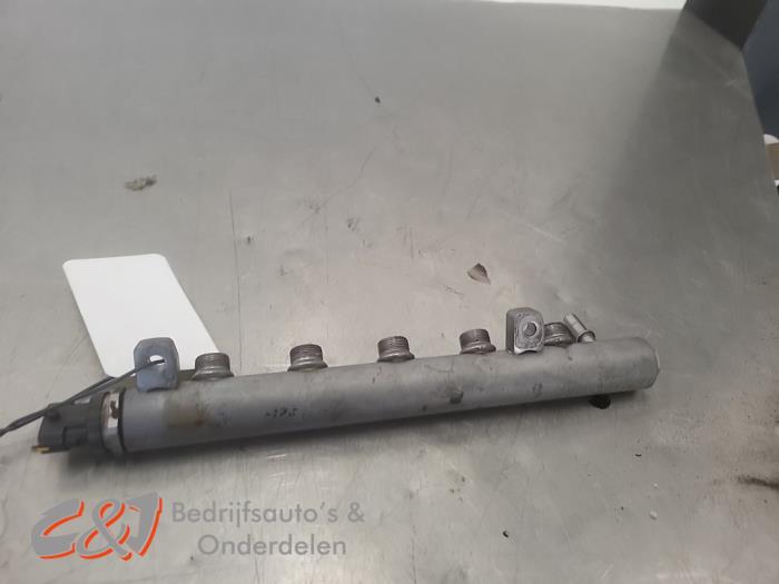 Usagé Système d'injection Mercedes Vito (447.6) 1.6 111 CDI 16V Prix € 78,75 Règlement à la marge proposé par C&J Bedrijfsauto's & Onderdelen