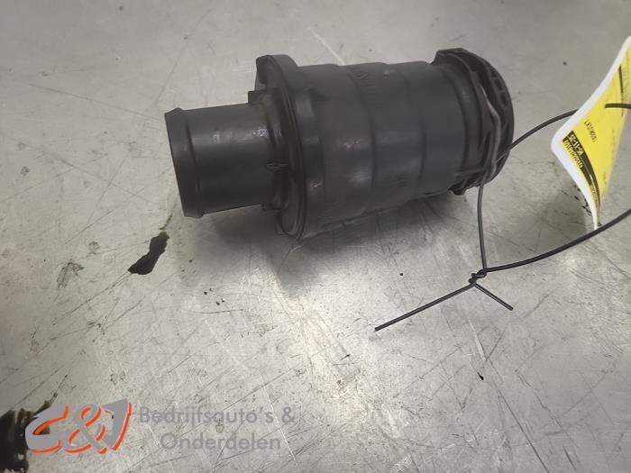 Gebrauchte Intercooler Rohr Mercedes Vito (447.6) 1.6 111 CDI 16V Preis € 15,75 Margenregelung angeboten von C&J Bedrijfsauto's & Onderdelen