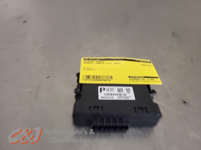 Używane Modul gateway Renault Trafic (1FL/2FL/3FL/4FL) 2.0 dCi 16V 150 Cena € 21,00 Procedura marży oferowane przez C&J Bedrijfsauto's & Onderdelen