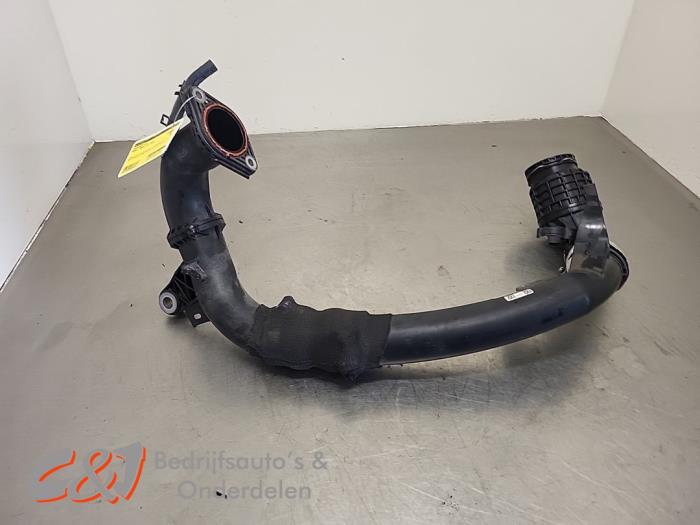 Gebrauchte Intercooler Rohr Renault Trafic (1FL/2FL/3FL/4FL) 2.0 dCi 16V 150 Preis € 52,50 Margenregelung angeboten von C&J Bedrijfsauto's & Onderdelen