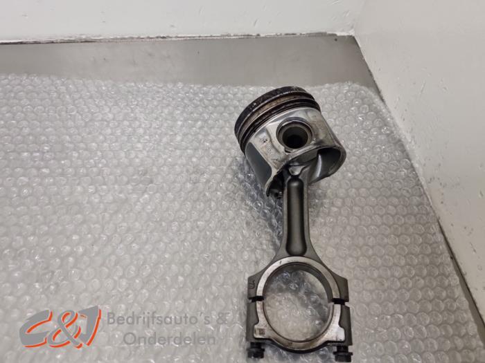 Gebrauchte Kolben Opel Vivaro 1.6 CDTi BiTurbo Preis € 52,50 Margenregelung angeboten von C&J Bedrijfsauto's & Onderdelen