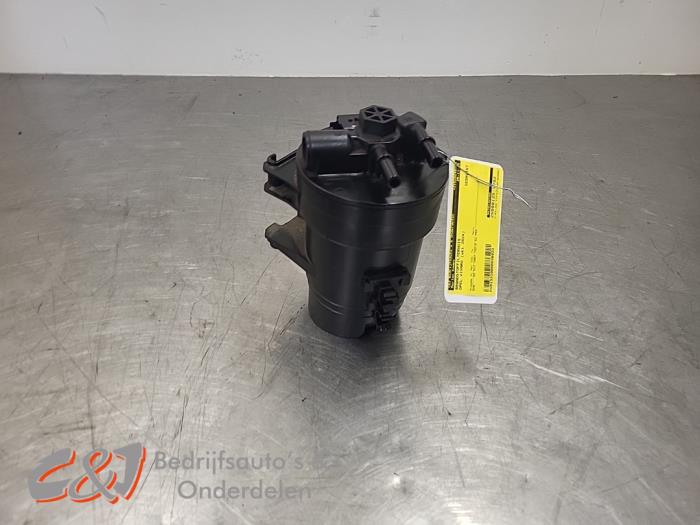 Begagnade Bränslefilterhus Opel Vivaro 2.0 Diesel 145 Pris € 31,50 Marginaltabell erbjuds av C&J Bedrijfsauto's & Onderdelen
